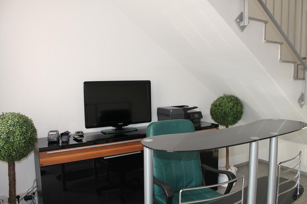 שוורין Hotel Pension Schwerin-Haus Schreiber מראה חיצוני תמונה